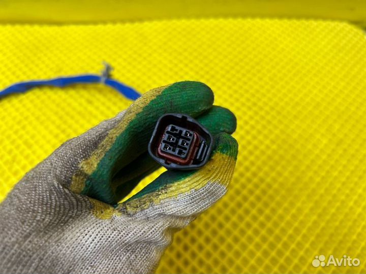 Концевик двери задний правый Hyundai Grand