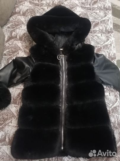 Куртка на девочку