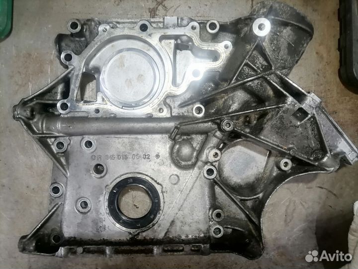 Крышка грм Mercedes