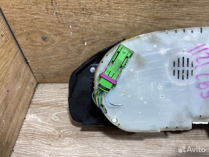 Панель приборов Audi A4 B5 бензин 1121269