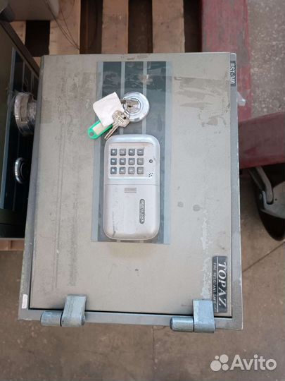 Сейф topaz bst-340 огнестойкий б/у