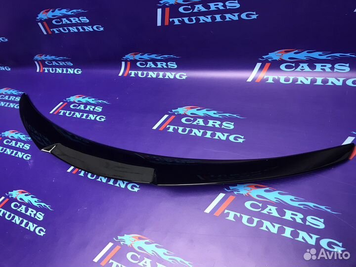 Спойлер BMW F10 M4 широкий, черный глянец