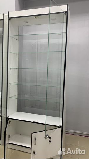 Витрины и стеллажи