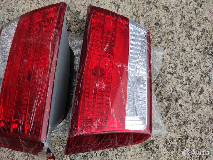 Фонарь задний внутренний Hyundai Sonata 5 NF