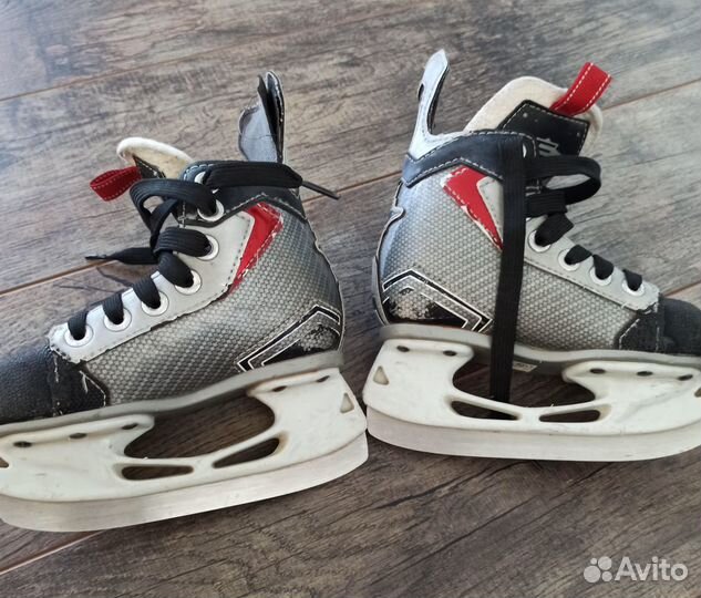 Коньки хоккейные детские 26 размер