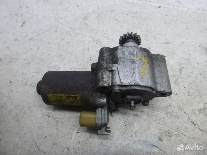 Моторчик блокировки моста BMW E92 2006