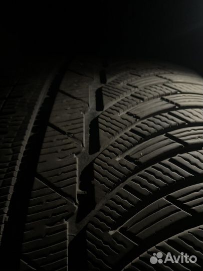 Michelin Pilot Alpin 255/35 R18 V