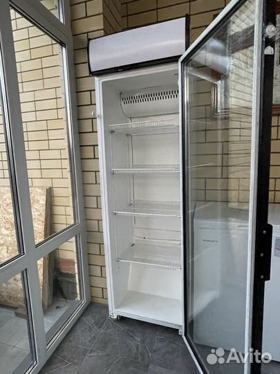 Холодильная витрина бу