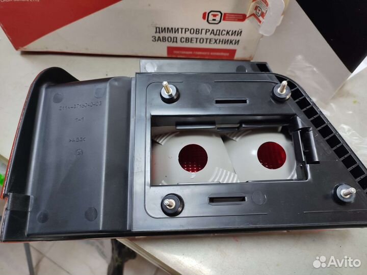 Фонарь задний 2115