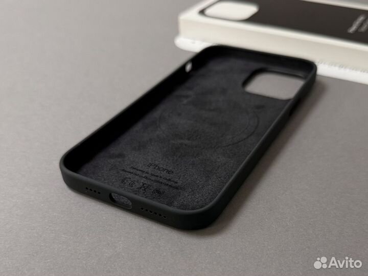 Чехол на iPhone 13 Pro Silicone Case