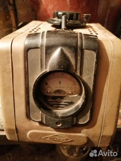 Стабилизатор напряжения