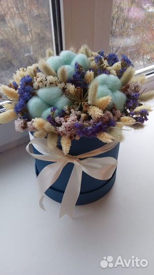 Коробочка из сухоцветов с хлопком