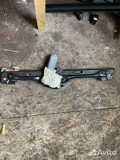 Стеклоподъемник задний левый bmw f15 x5