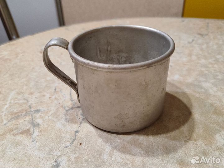 Кружки алюминий и эмалированая