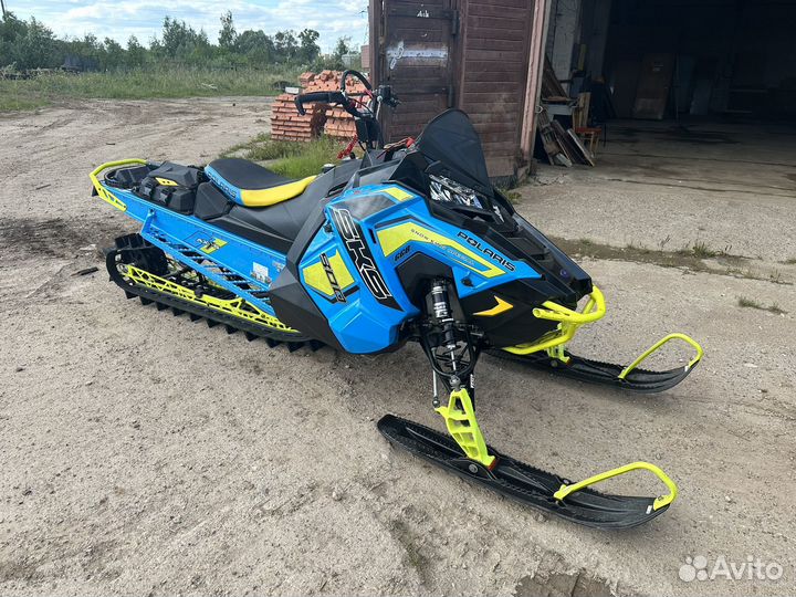 Polaris axys 800