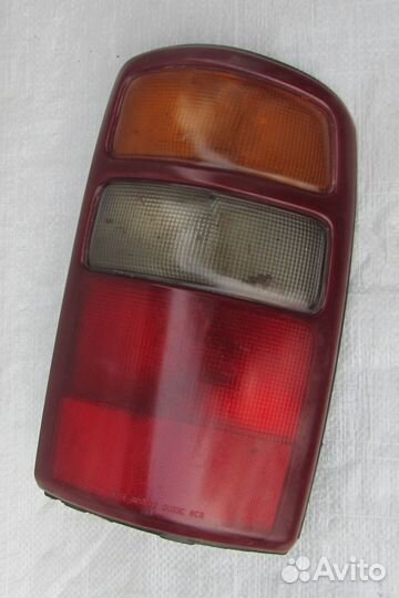 Задний правый фонарь Tahoe GMT840