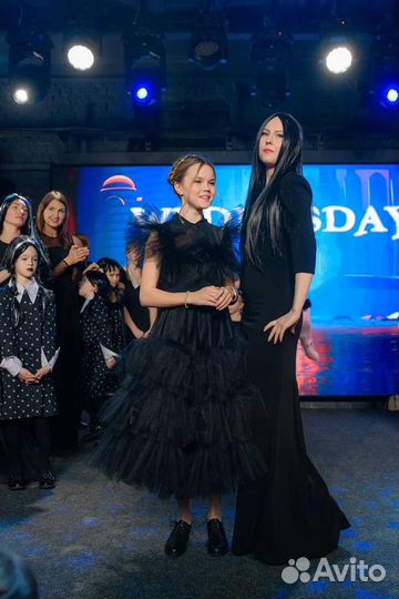 Платье Венздей