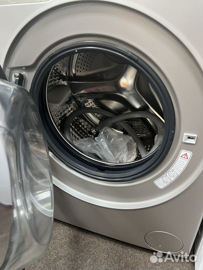 Стиральная машина узкая Haier HW80-BP14969AS