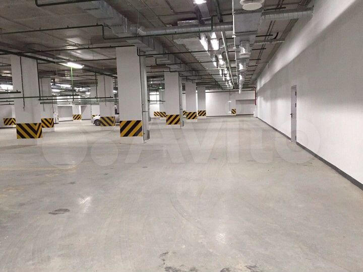 Машиноместо, 18 м²