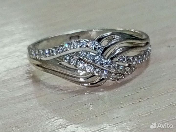 Серебряное кольцо