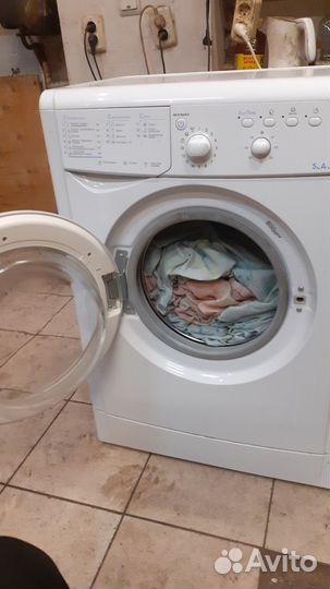 Стиральная машина indesit