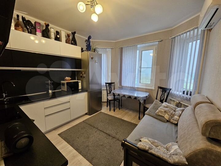 2-к. квартира, 57,4 м², 14/17 эт.