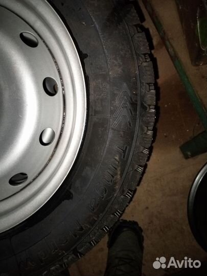 Автошины зимние 195/65 R 15 на дисках штампах