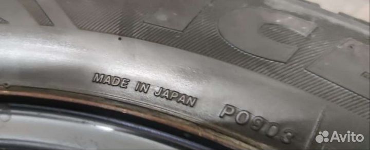 Bridgestone Ice Cruiser 7000 205/60 R16 92T