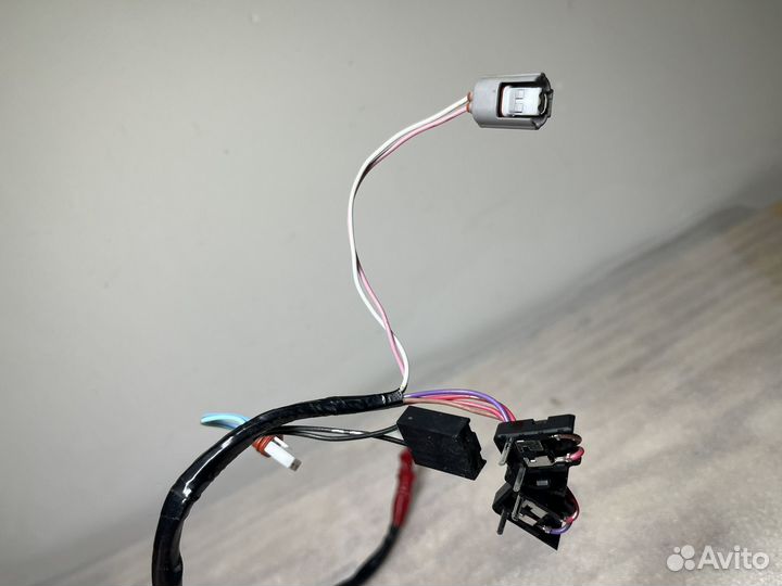 Проводка правого зеркала Toyota camry 70