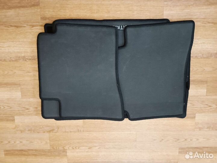 Набор велюровых ковриков для Kia Rio