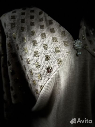 Платье бежевое хоть куда