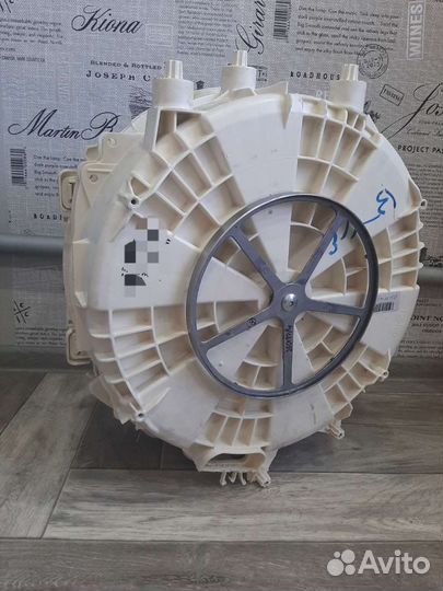 Бак стиральной машины Indesit Ariston