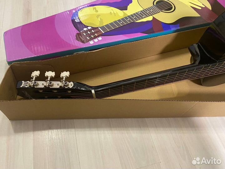 Гитара классическая новая + струны