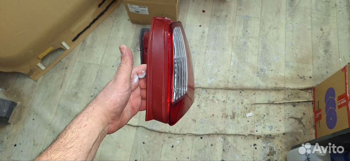 Фонарь правый киа рио 2 седан