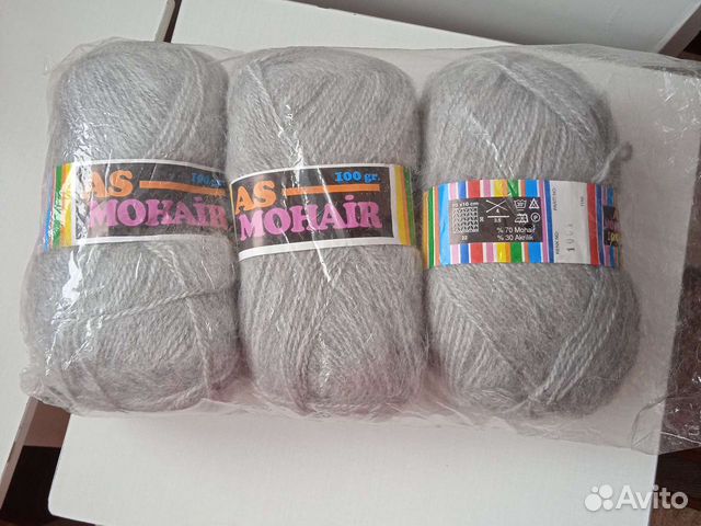 Пряжа, в том числе: 1 мохер,2 чистая шерсть чёрная