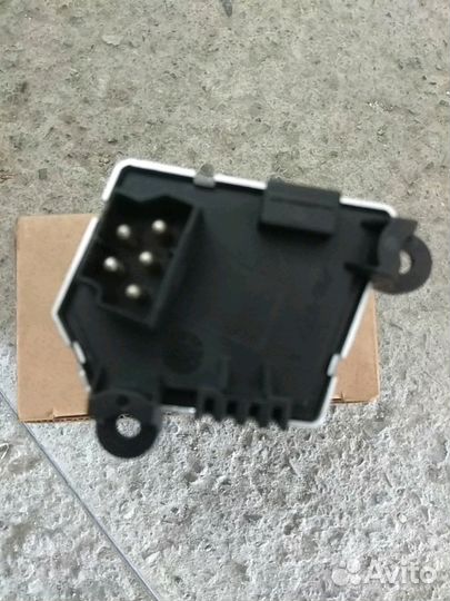 Регулятор оборотов вентилятора печки Е53, Е39, BMW