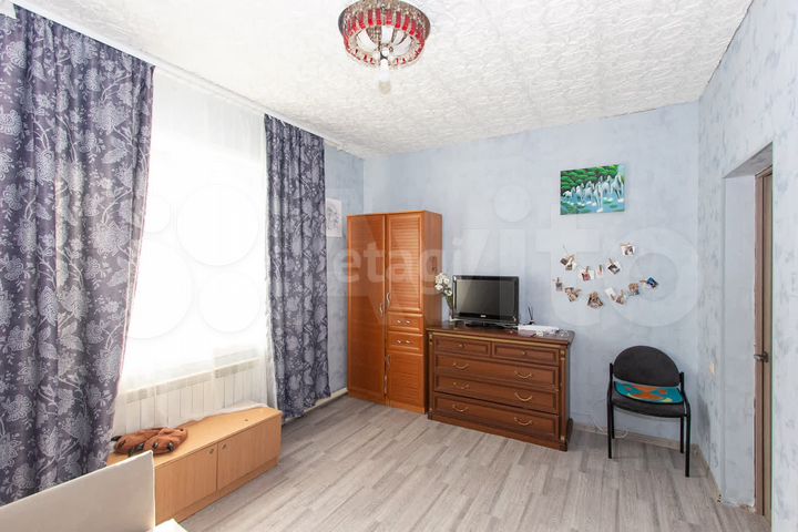 Дом 210 м² на участке 10,4 сот.