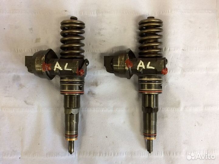 Насос-форсунки Фольксваген / Ауди 038130073AL