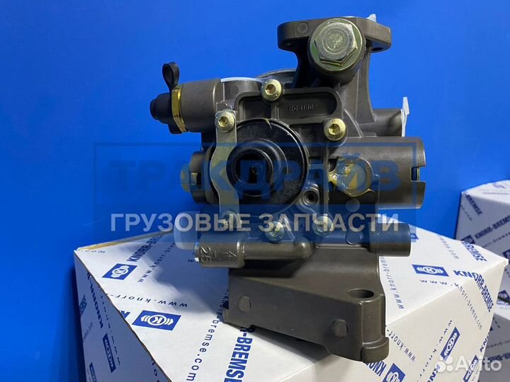 Кран влагоотделитель Мерседес Аксор Атего