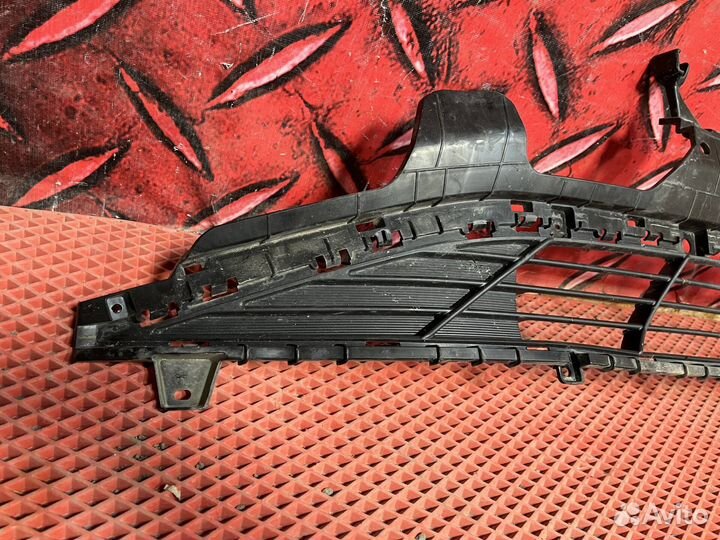 Решетка переднего бампера Hyundai Tucson 4 NX4