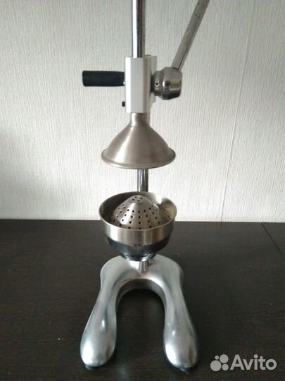 Соковыжималка для цитрусовых ручная