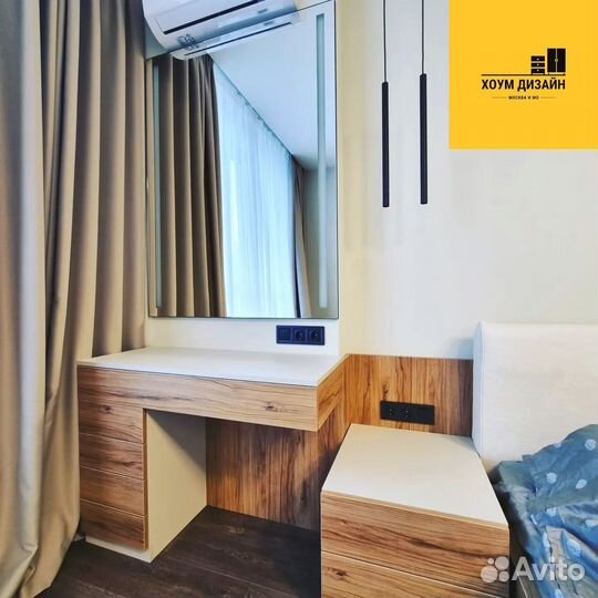 Шкаф распашной с полками