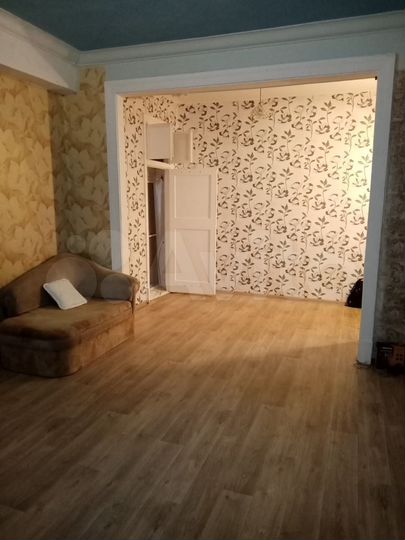 Комната 25 м² в 3-к., 1/4 эт.