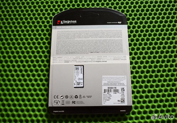 KingSton 1 тб KC600 2.5