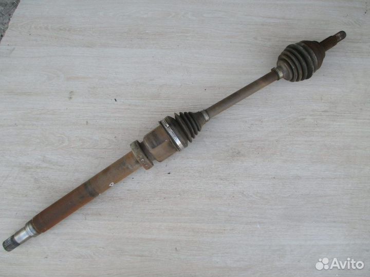 Форд Фокус 1 вал привода правый 1,8л МКПП