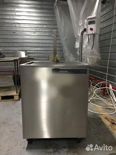 Термоусадочный танк Henkelman DT-60