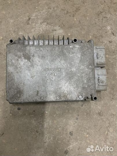 Блок управления двигателем dodge 2.7