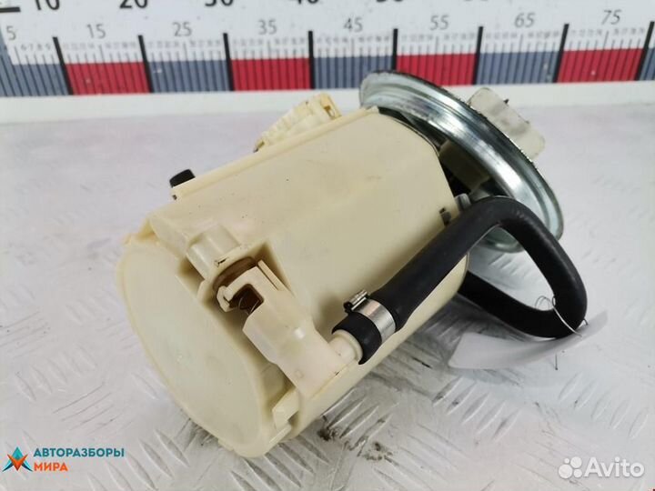 Насос топливный Opel Tigra 1999 90411101