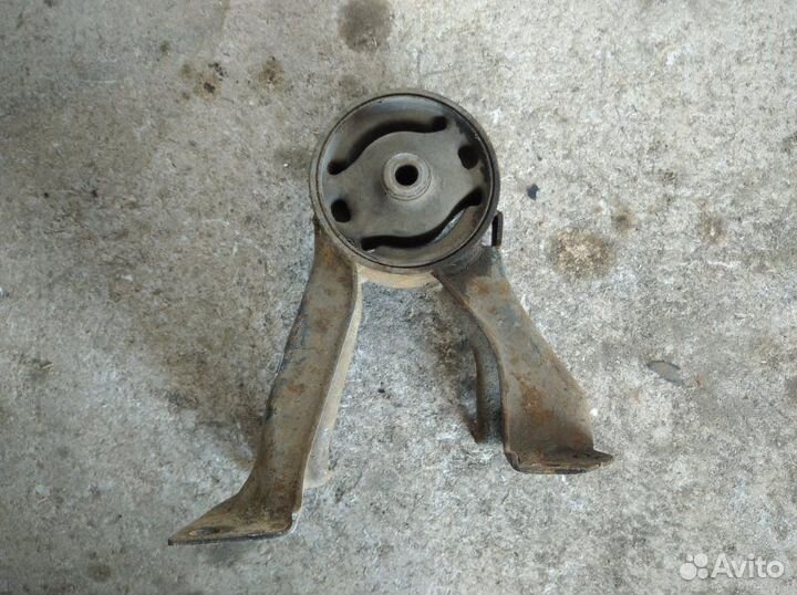 Подушка двигателя задняя Chery Fora (A21) SQR481F