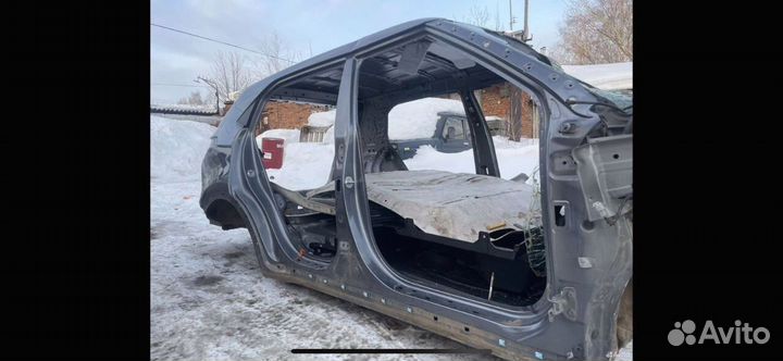 Порог и средняя стойка Hyundai Creta